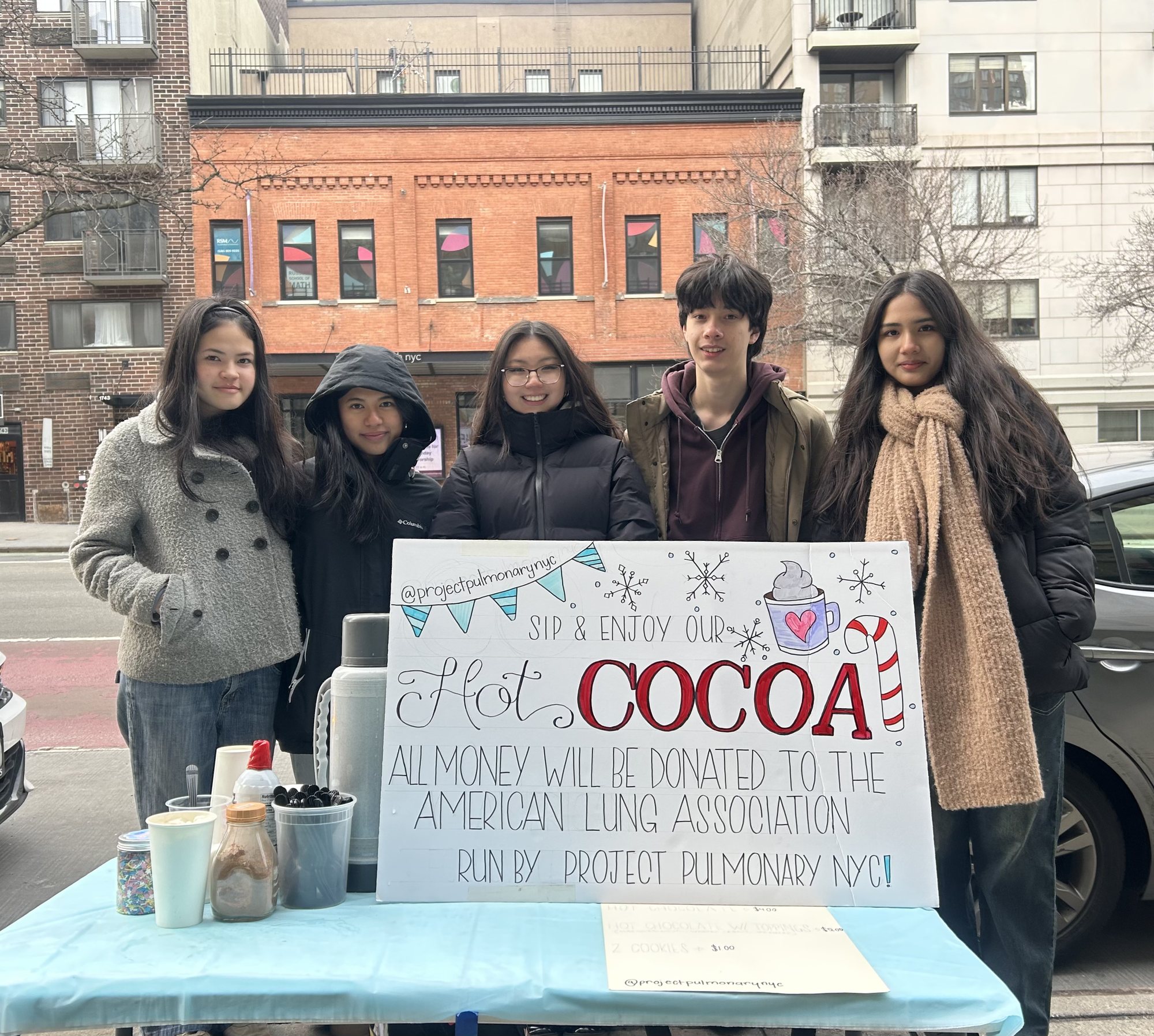 Project Pulmonary students at a chapter event